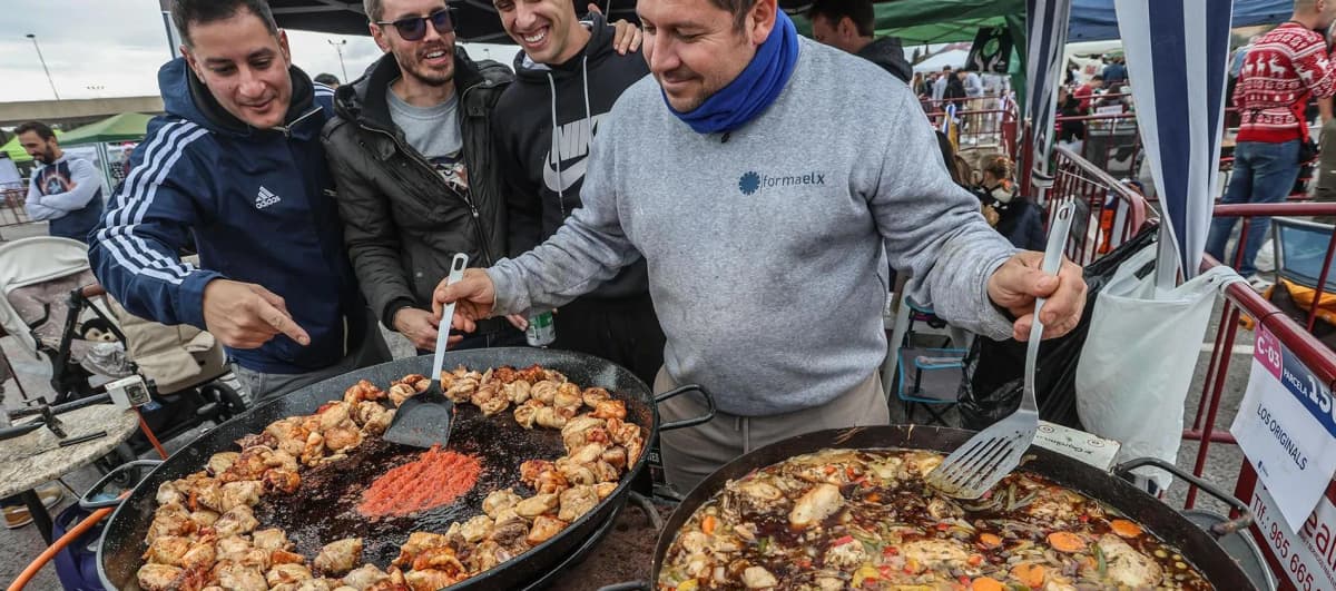 Праздник паэльи в То... image